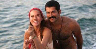 Burak Ozcivit and Fahriye Evcen's New Movie: Love Resembles You (Ask Sana Benzer)