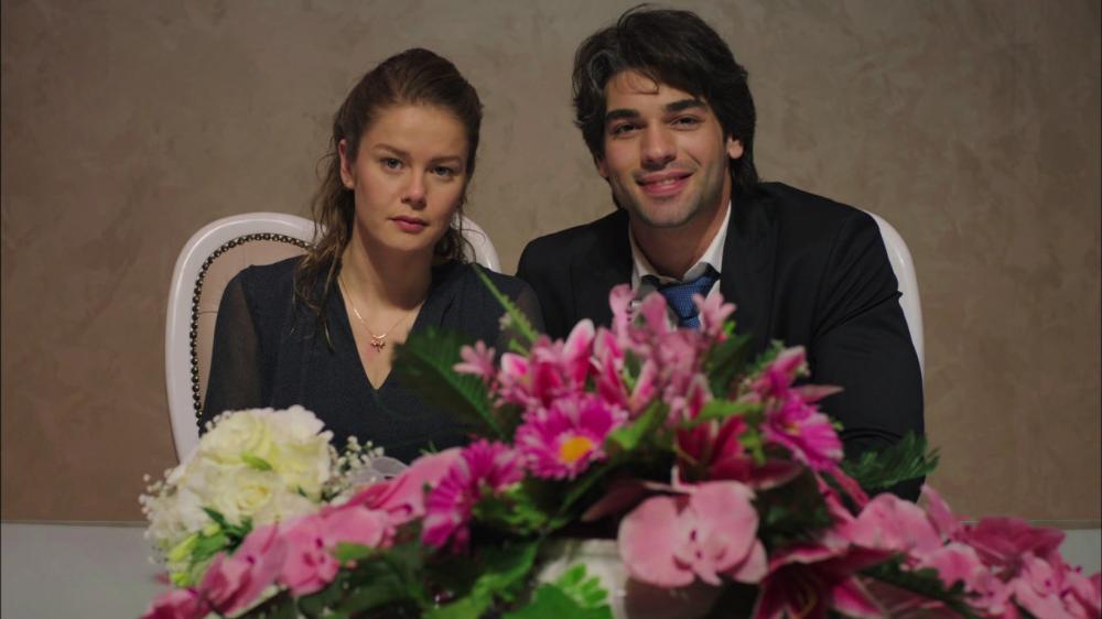 sukru_ozyildiz_burcu_biricik_1