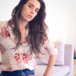 cansu dere will be a surrogate mother 23