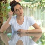 cansu dere will be a surrogate mother 26