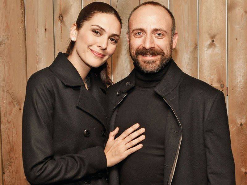 halit-ergenc-and-berguzar-korel-new-turkish-drama-5