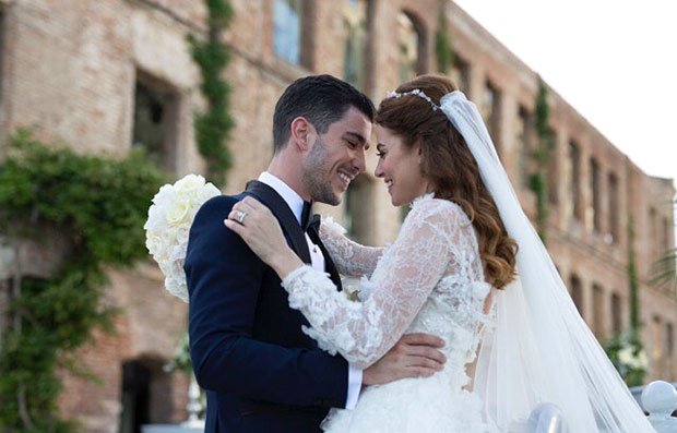 Kaan Yildirim and Ezgi Eyuboglu got married on May 14, 2016