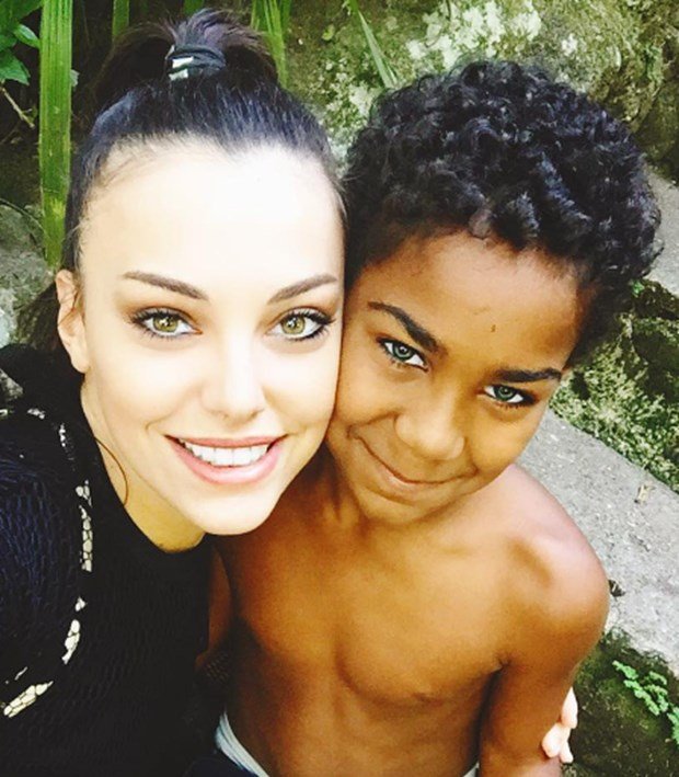 tuvana turkay with black boy