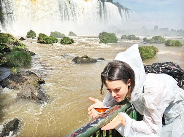 tuvana turkay with butterfly