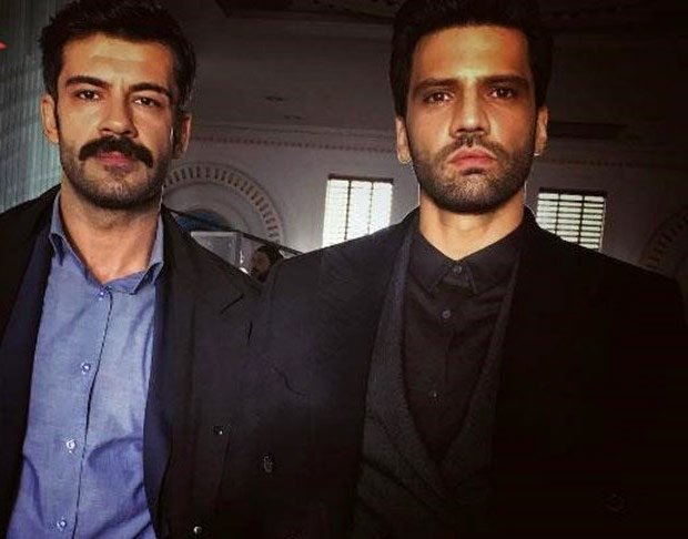 Kaan Urgancioglu in Blind Love (Kara Sevda) tv series studio