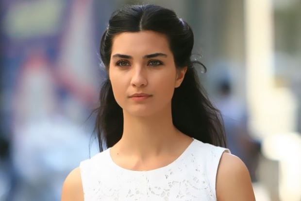 Tuba Buyukustun