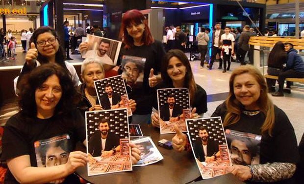 Engin Akyurek's fans