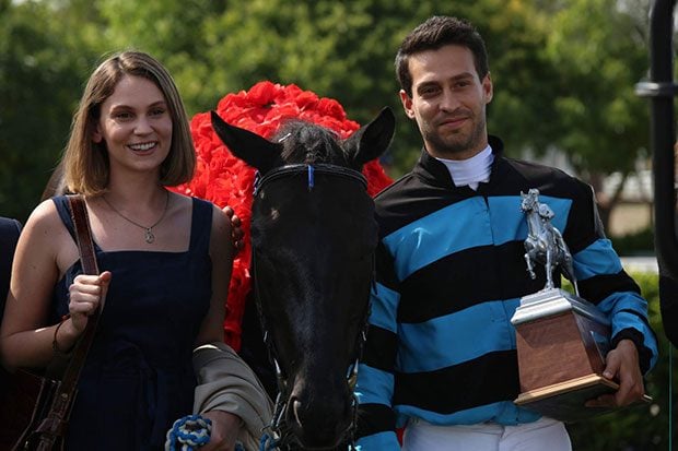 Turkish Movie 2018: Champion For Us (Bizim İçin Şampiyon): Cast and Story 3 Farah Zeynep Abdullah and Ekin Koc in Bizim icin sampiyon