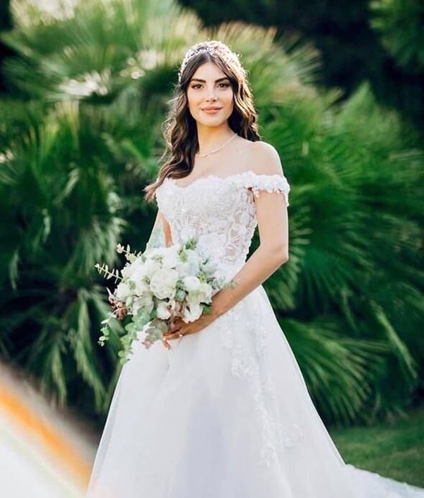 Deniz Baysal Got Married to Barış Yurtçu 2 Bride Deniz Baysal