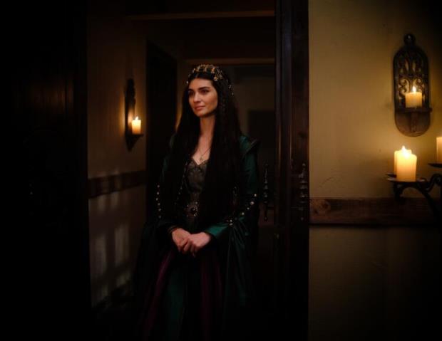 First Photos of Netflix’s New Turkish Series Rise of Empires:Ottoman 4 tuba buyukustun: Rise of Empires:Ottoman
