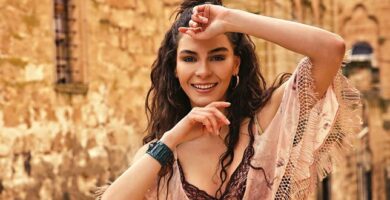 Hercai’s Female Lead Ebru Sahin Make Meaningful Donation on Her Birthday