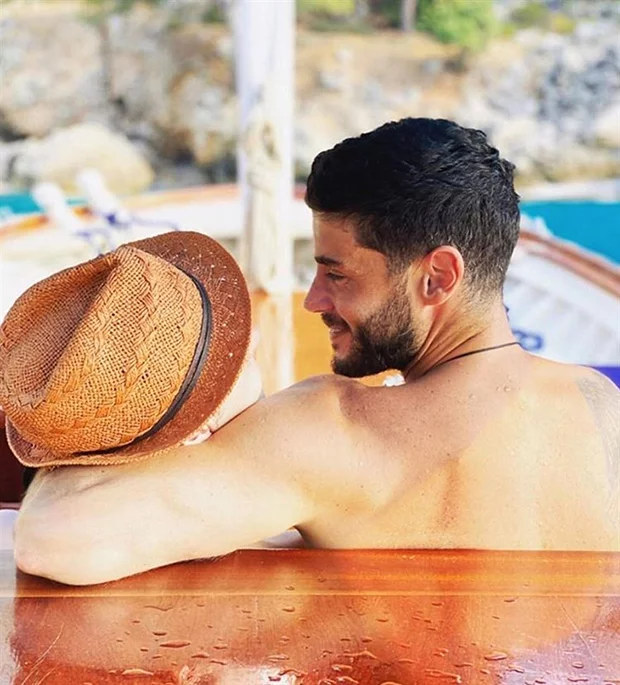 Yıldız Çağrı Atiksoy: I Am Ready Not To Leave Your Hand 2 Berk Oktay's Loved