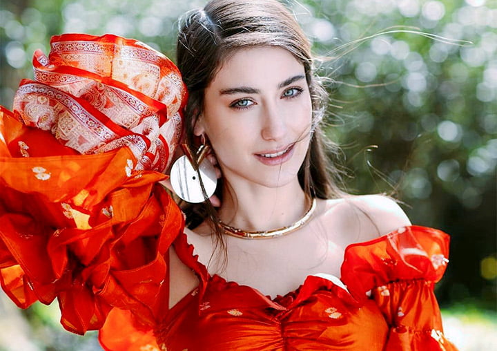Hazal Kaya: They Humiliated us for being a Drama Star